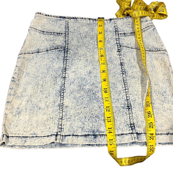 Nollie Faux Jean Mini Skirt 90s Y2K Vibes - Picture 5 of 7